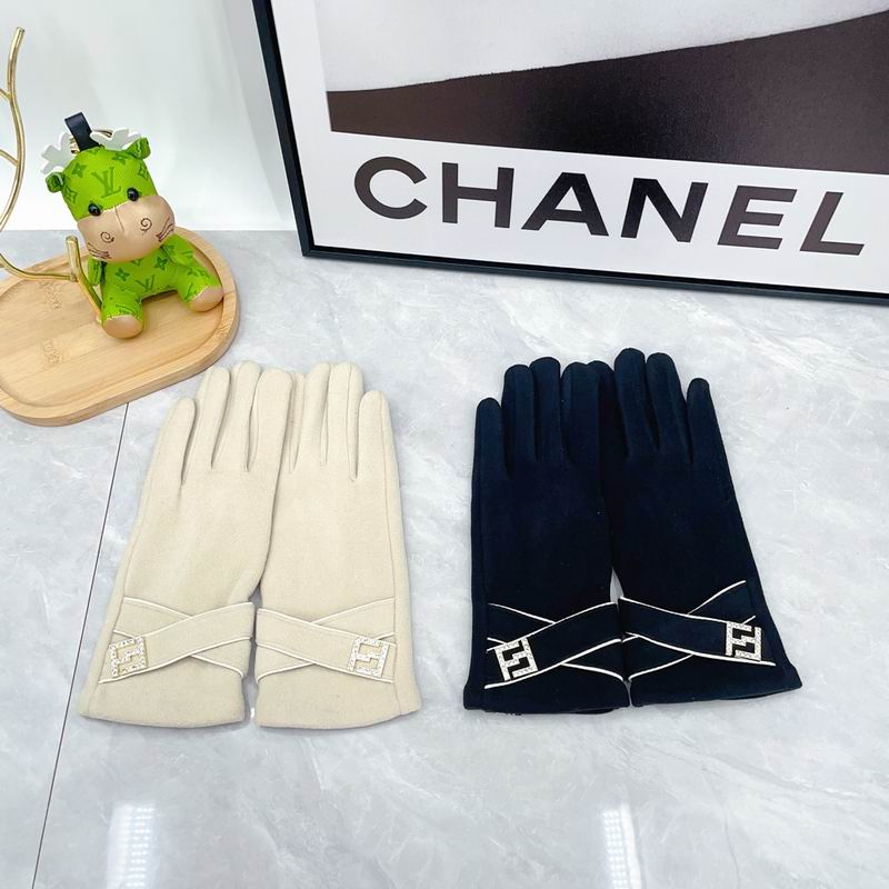 Fendi Gloves 0830